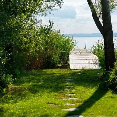 בלטונקראטיה Green Lake House - Private Beach At Balaton מראה חיצוני תמונה